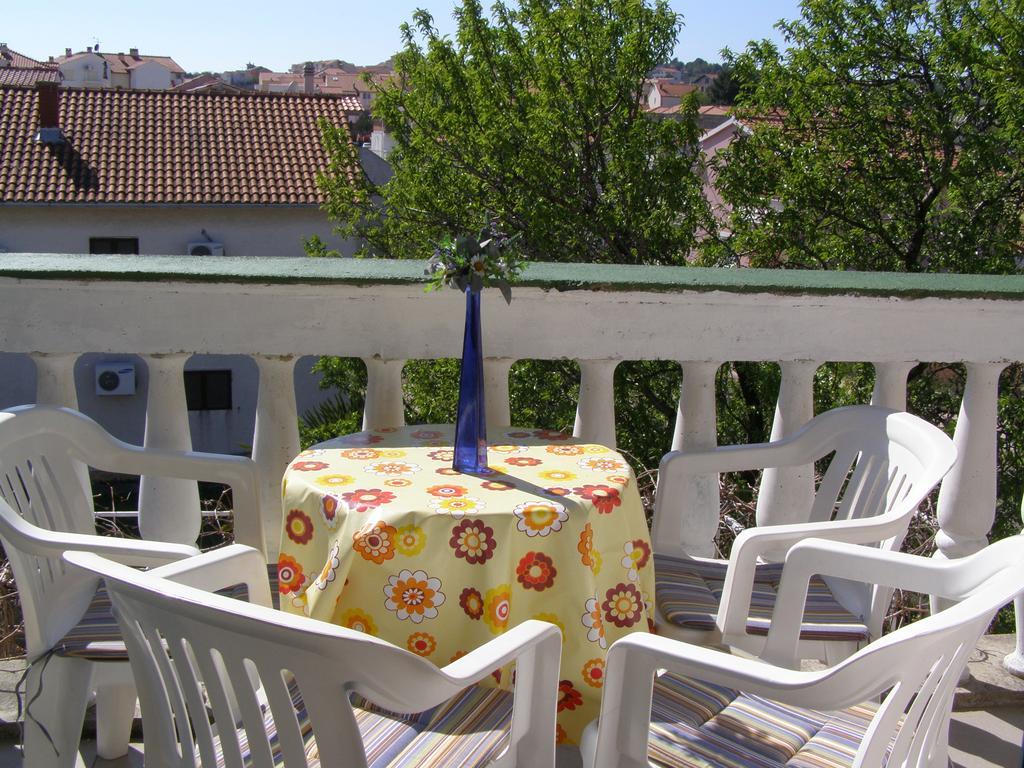 Apartments Meri Vodice Exterior foto