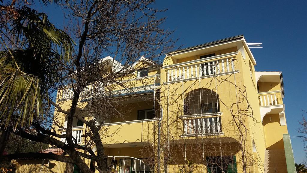 Apartments Meri Vodice Exterior foto